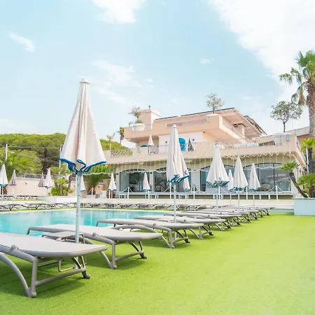 Le Saline Hotel 4*