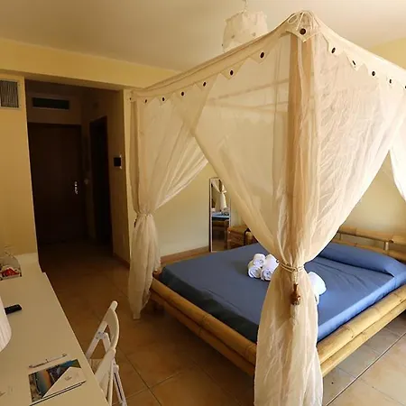 Le Saline Hotel 4*
